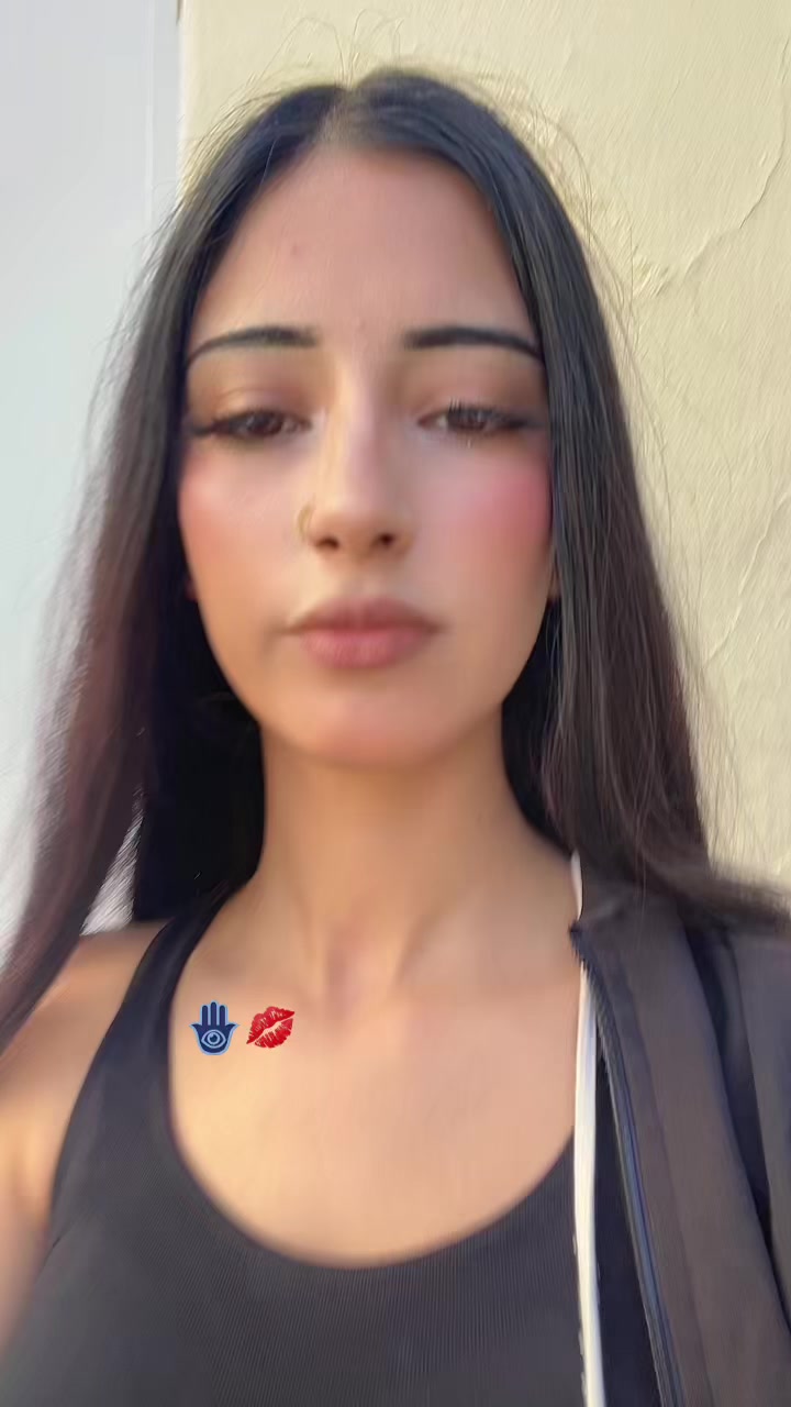 @iconicgirl.17🪭🪬
