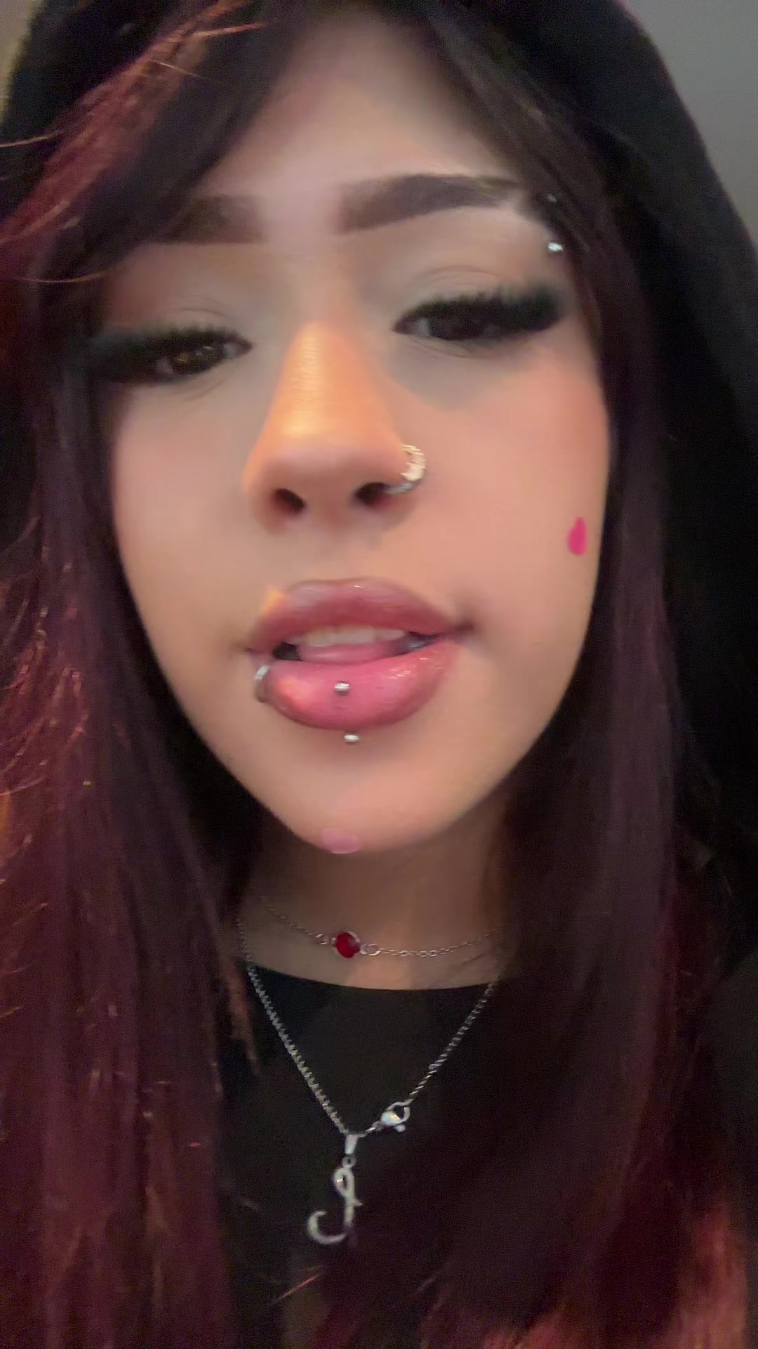 @𝑳ꨄ