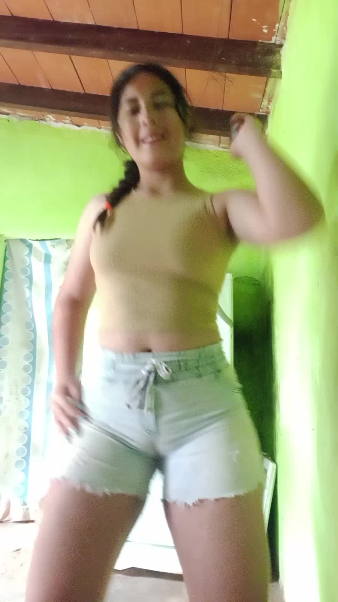 @yessi