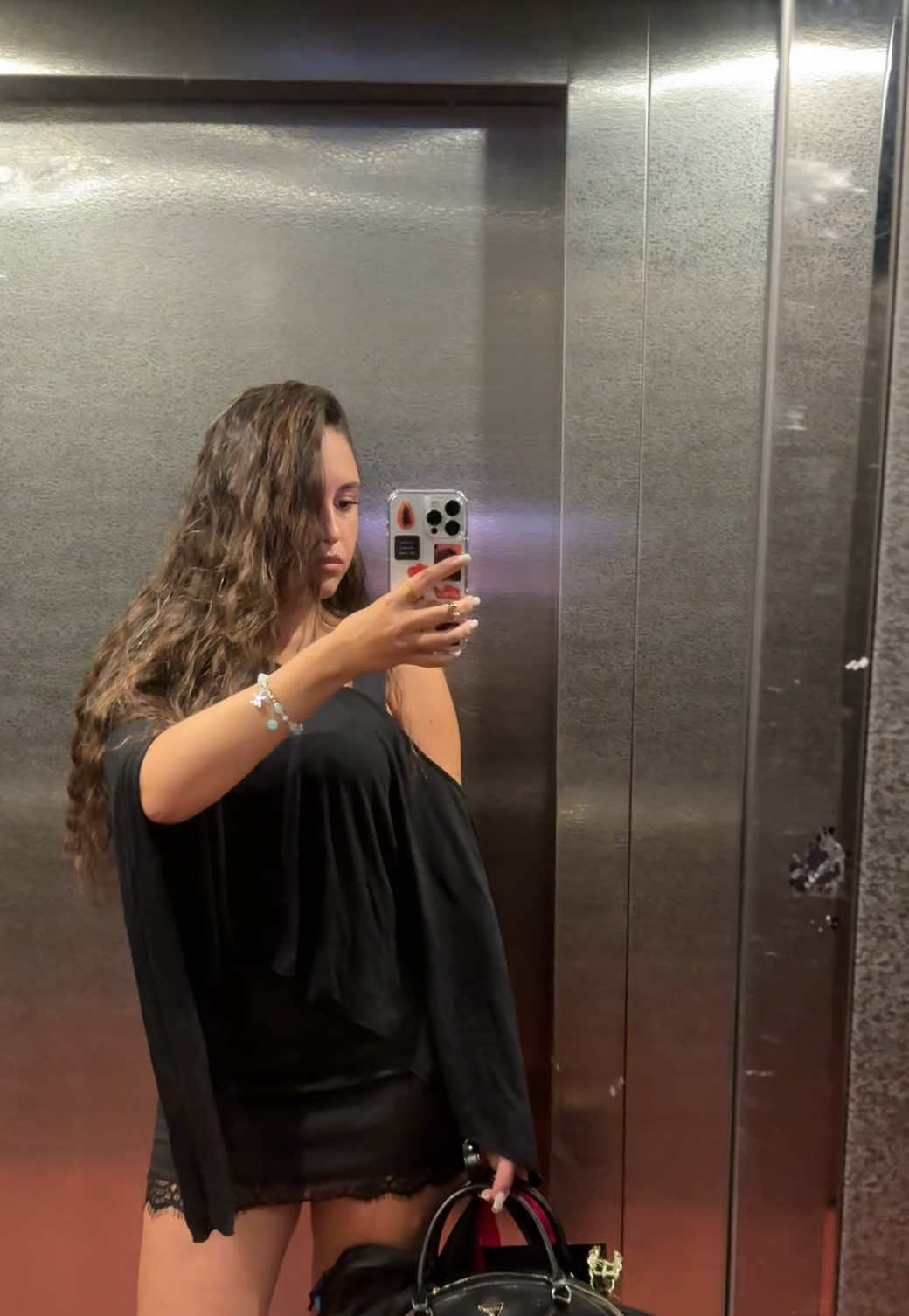 @Maria Lari