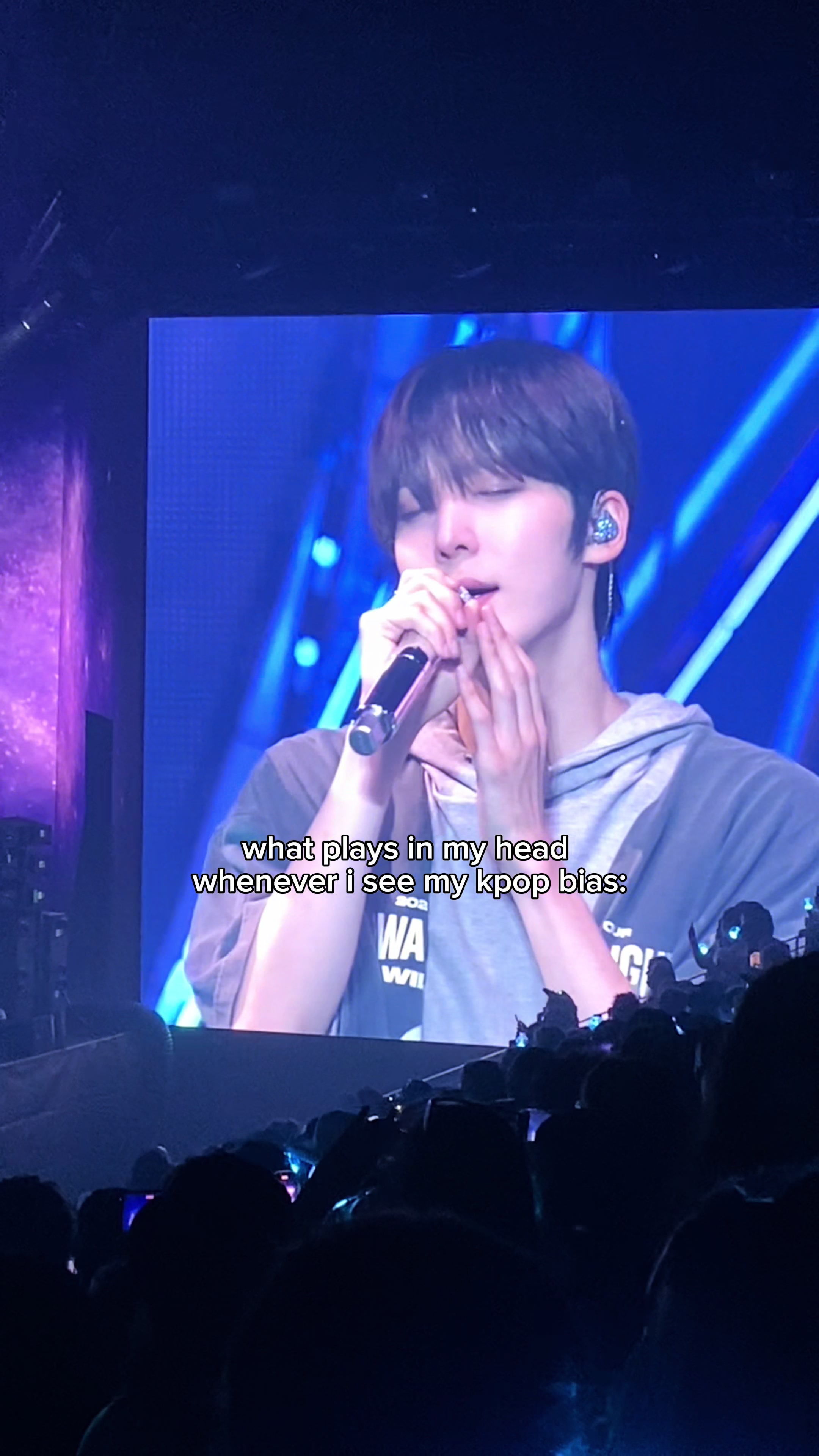 @corine ʕ˙Ⱉ˙‧:ʔ ✿