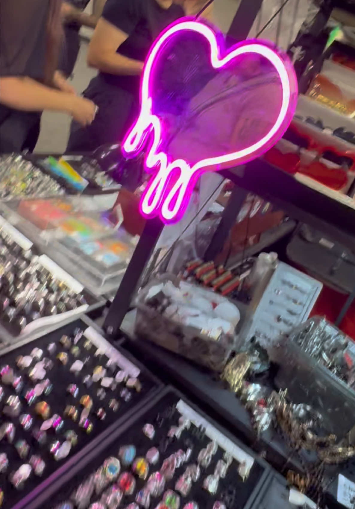 @Angela <333