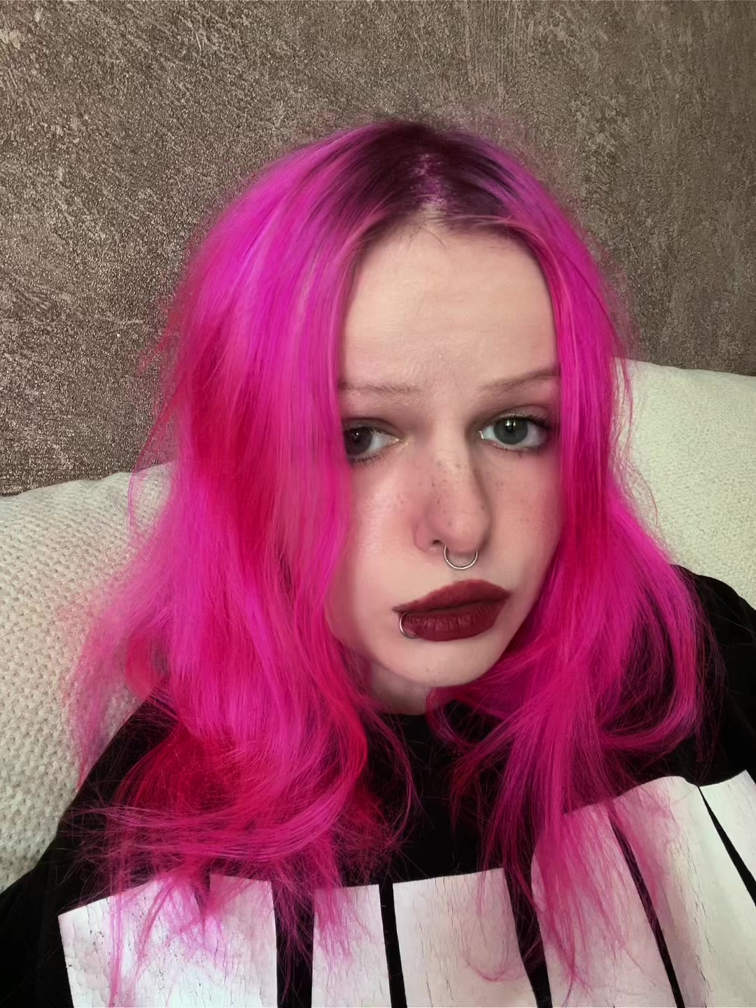 @whoisronnimr