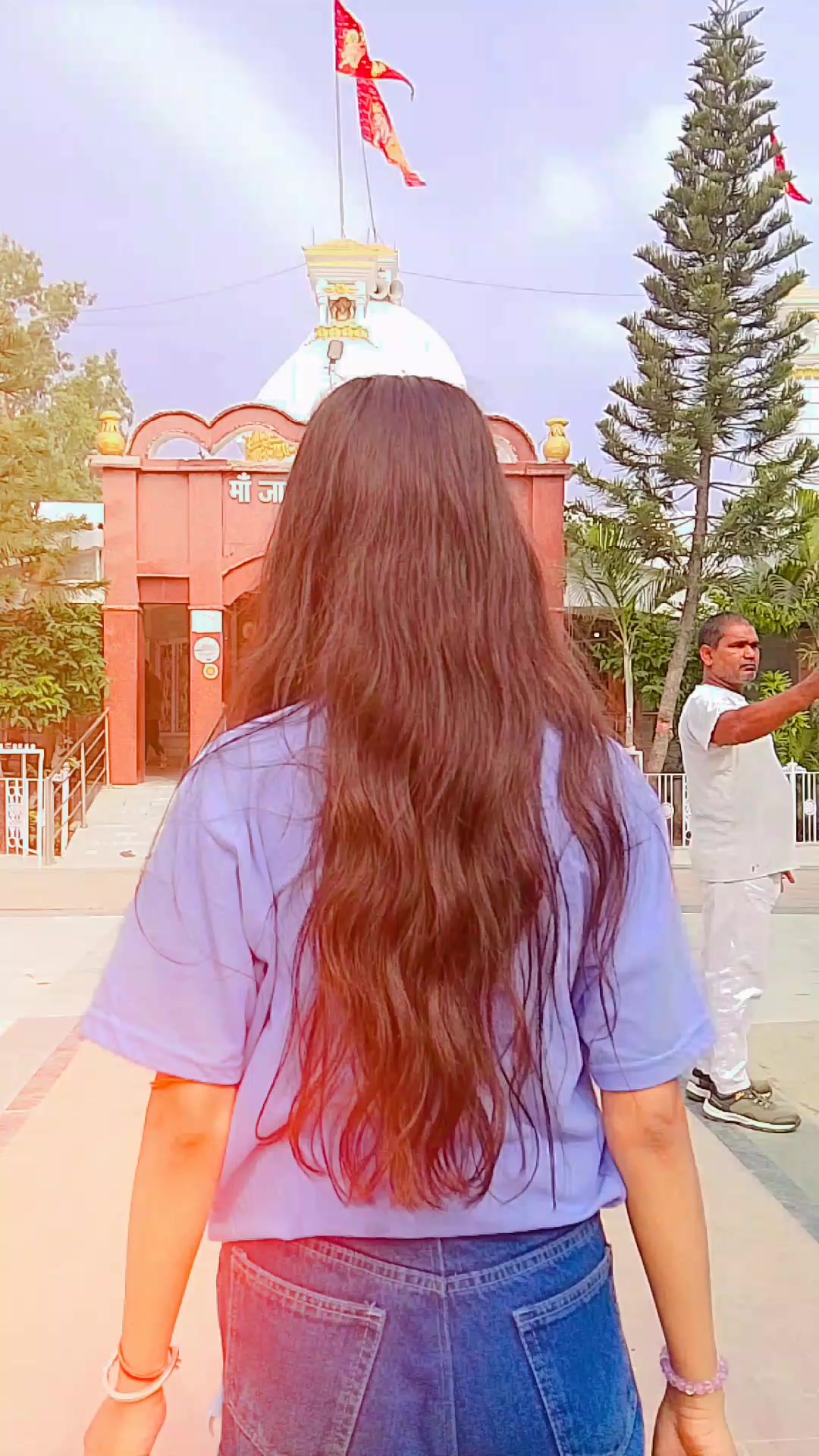 @Naina(^‿^)