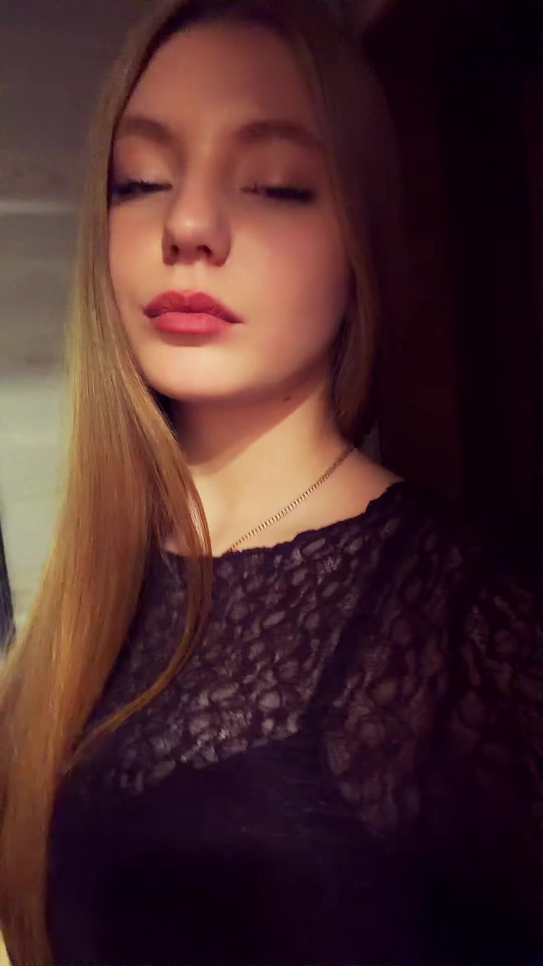 @Вікторія