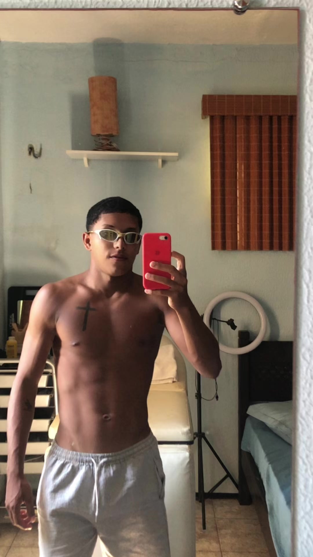 @J.G