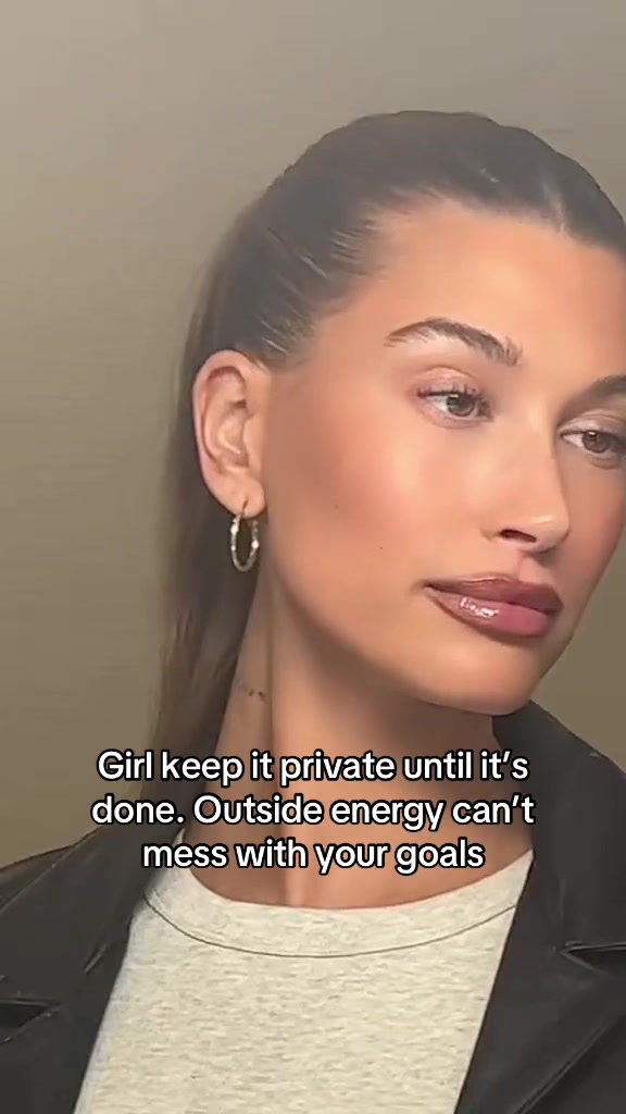 @defnot.girl