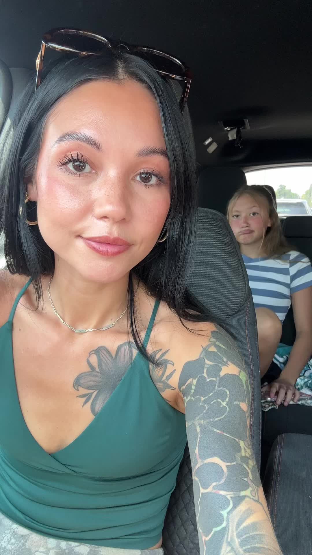 @Leahsharrrp