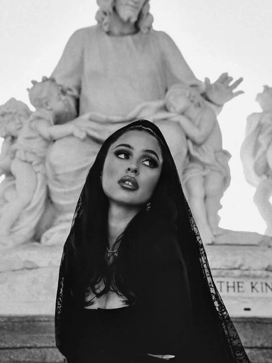 @𝐿𝑦𝑎𝑟𝑎