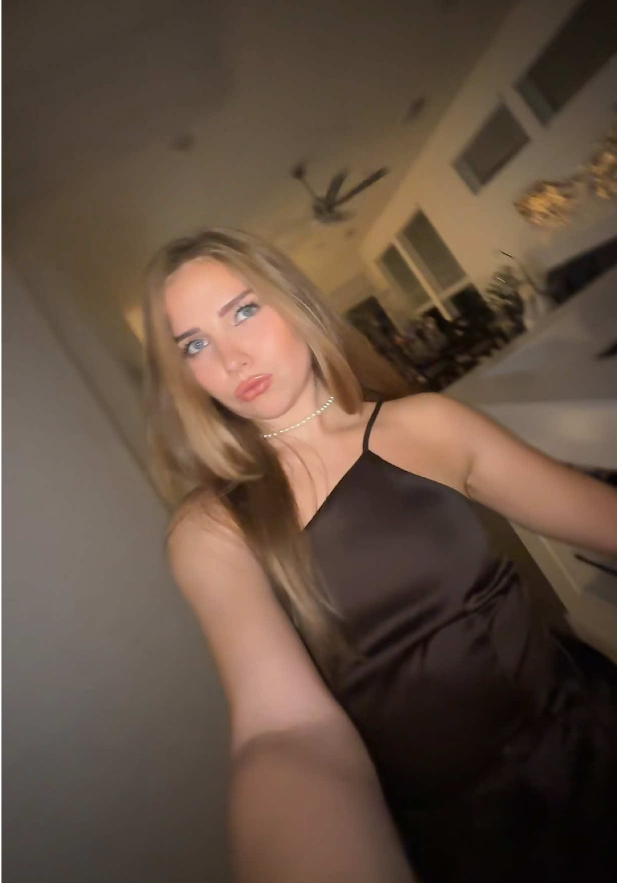 @lía