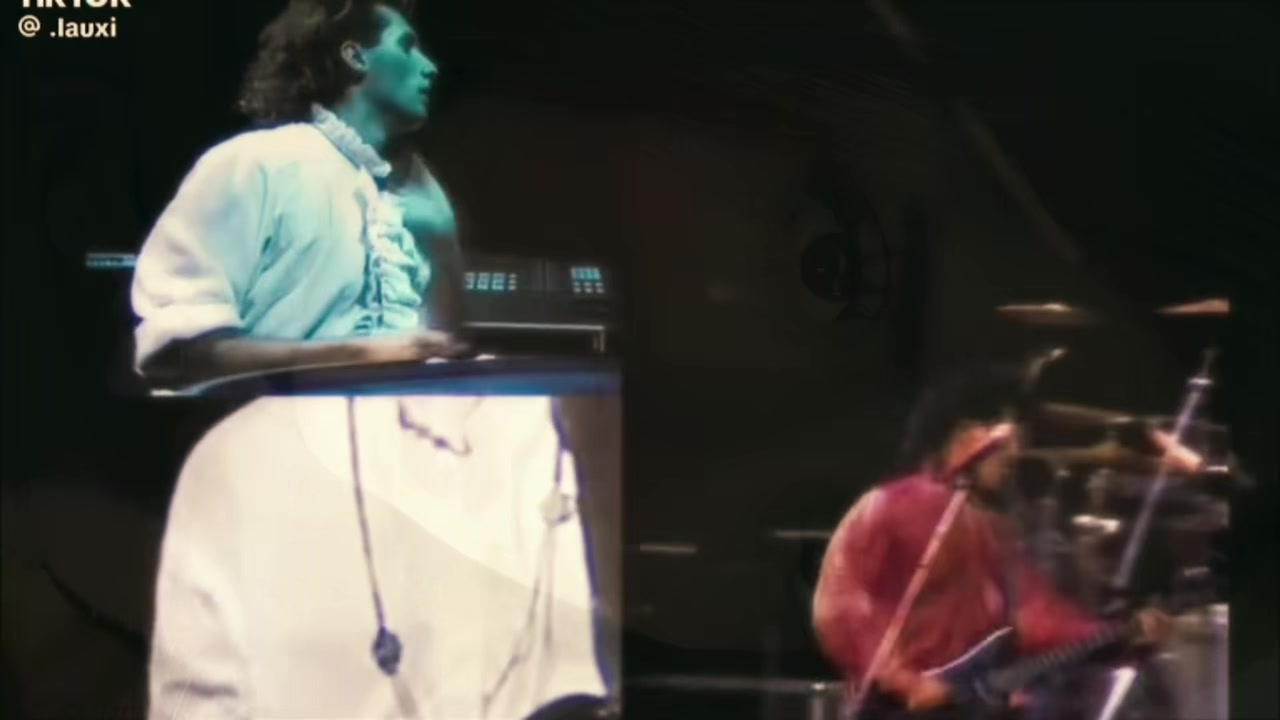 @izkuT