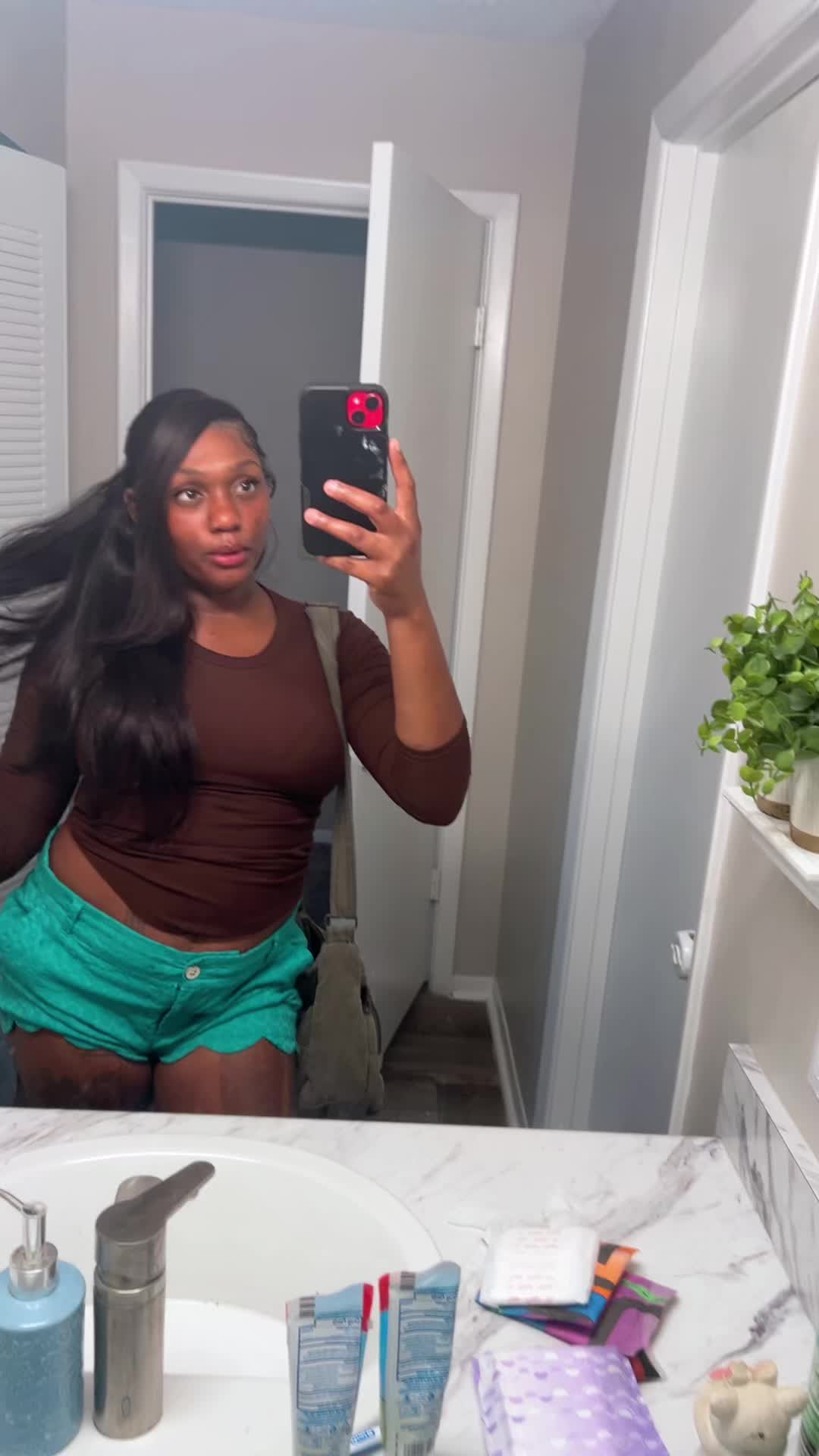 @Nicole.cey