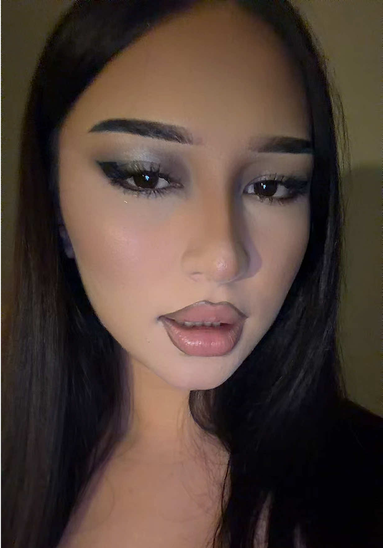 @moonay