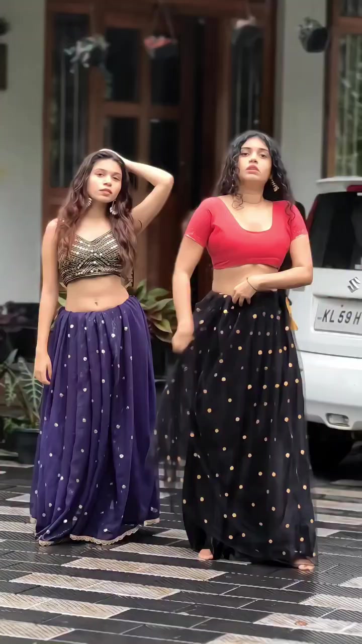 @Neeruttyy_Chinuttyy