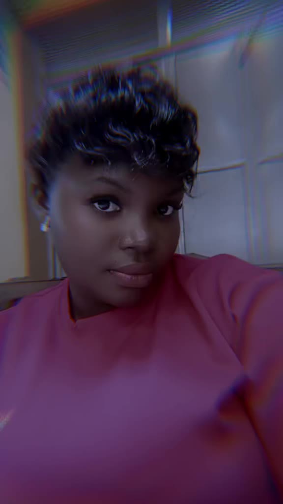 @sharonahjnz