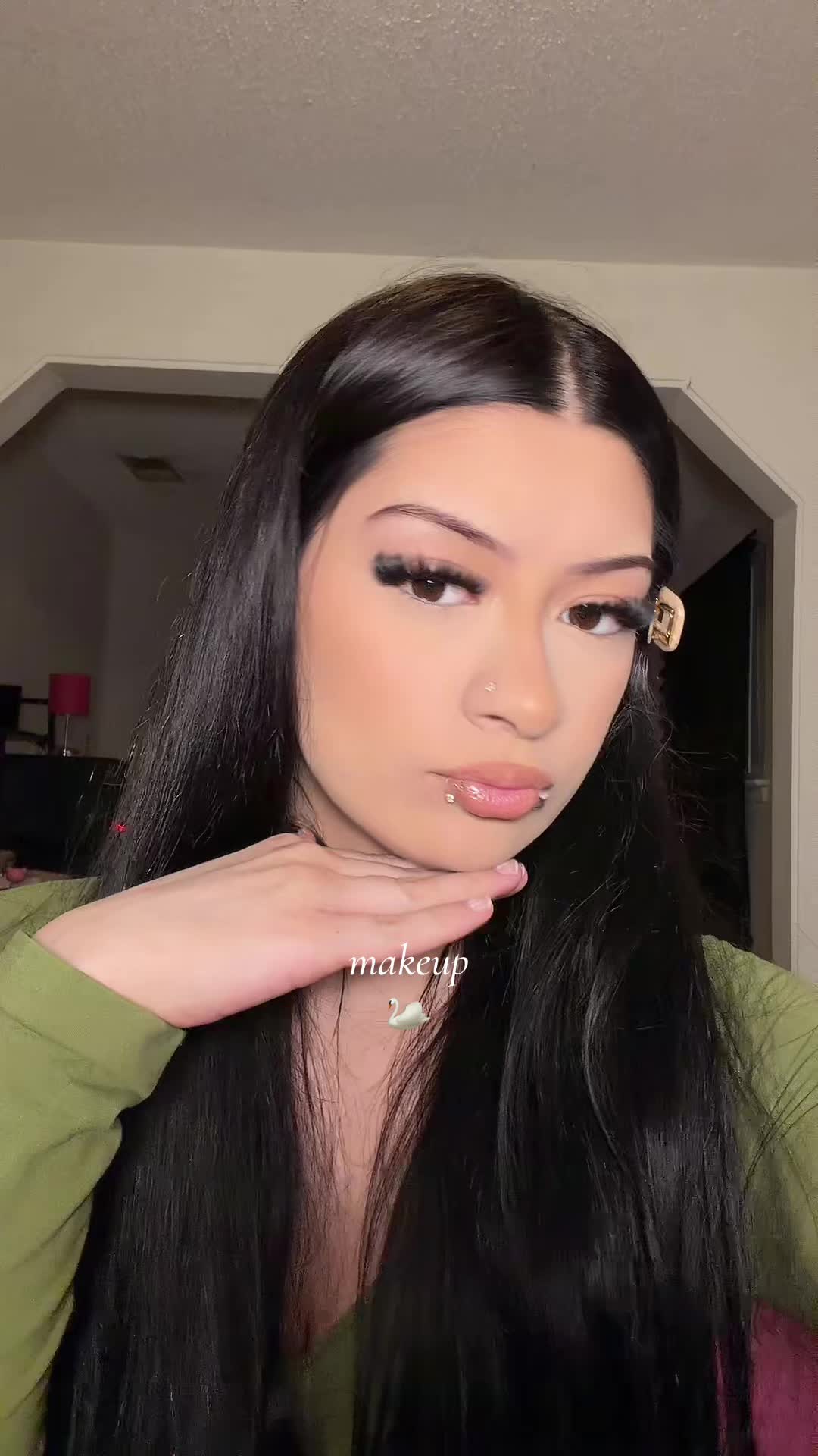 @yani ᥫ᭡