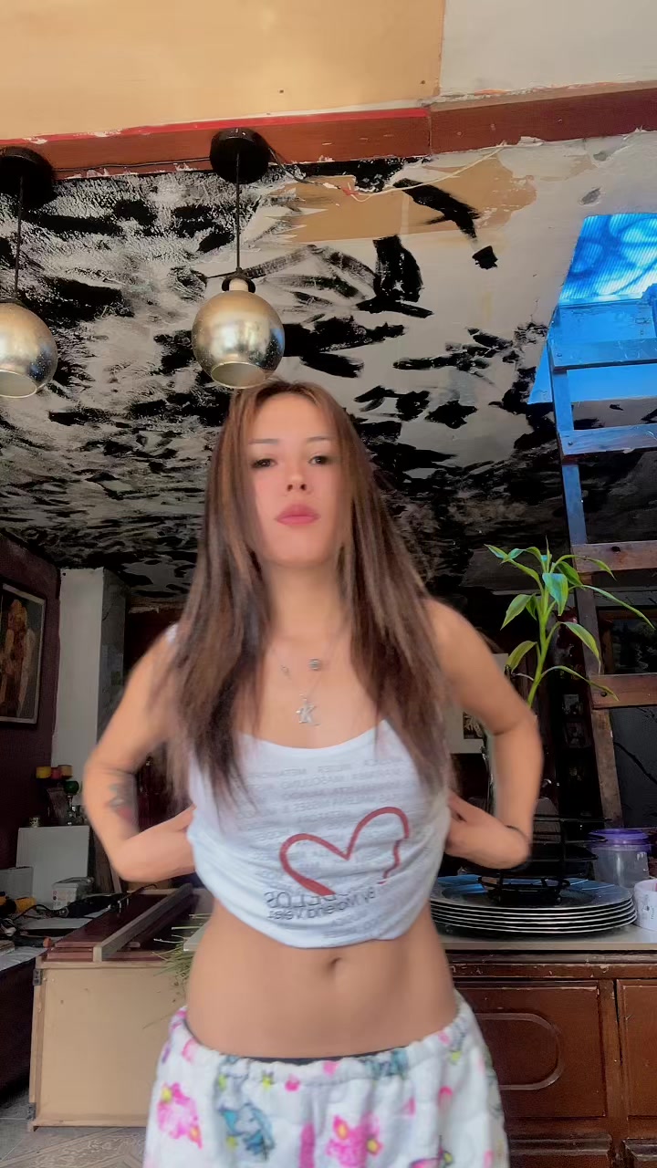 @𝙺𝚎𝚕𝚕𝚢🪼