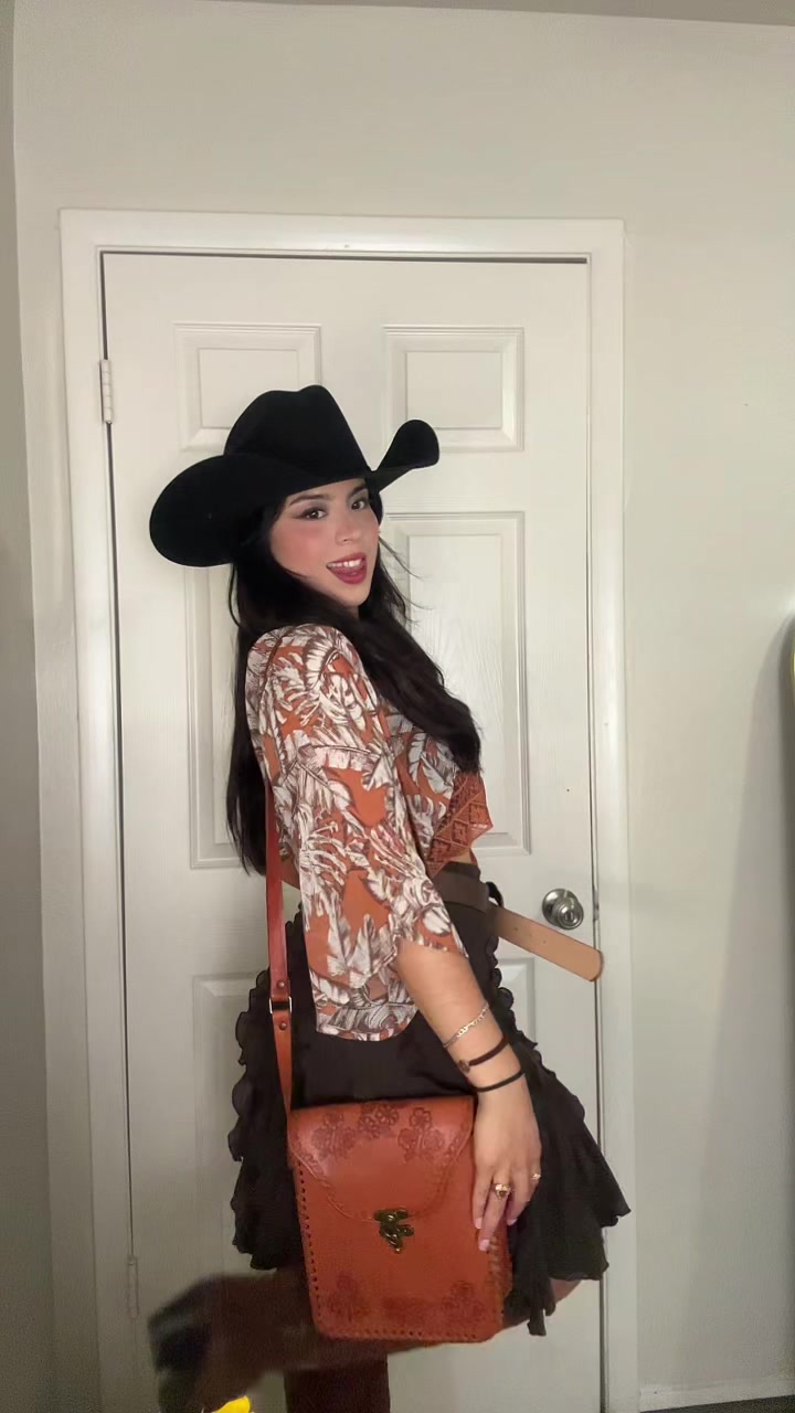 @lizbethrojocampuzano