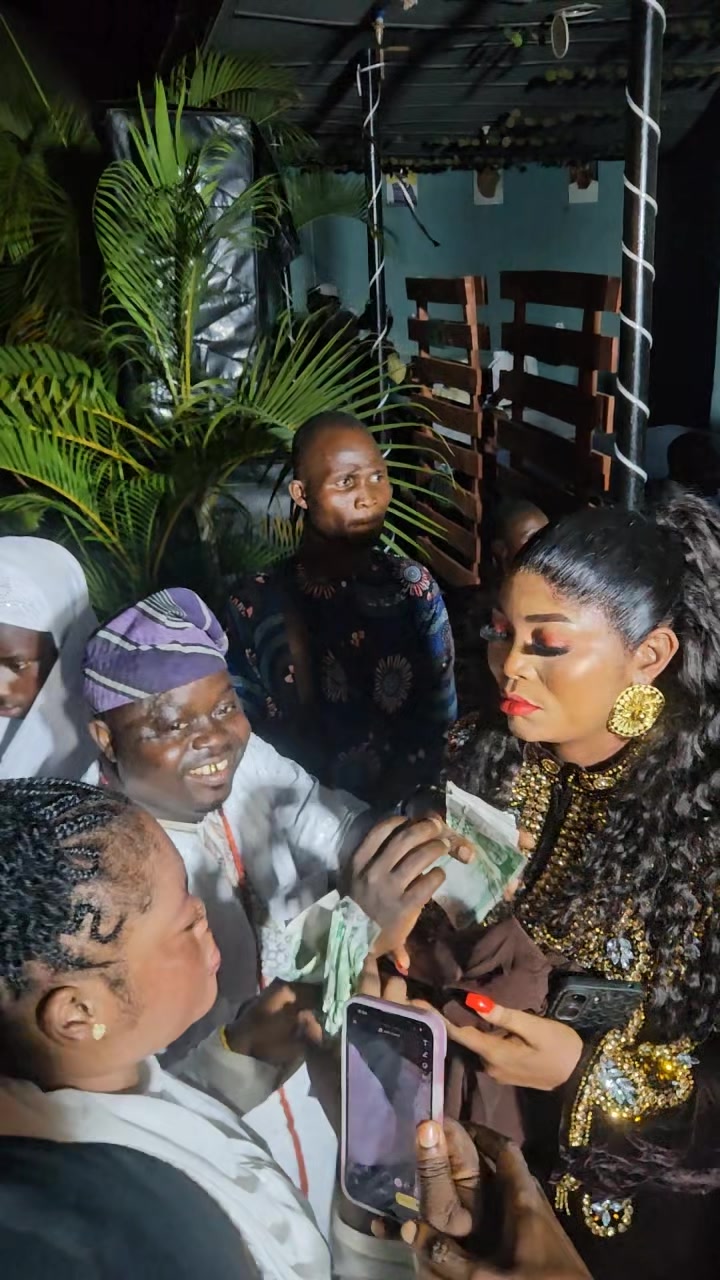 @ASIWAJU  OKIKIIFA