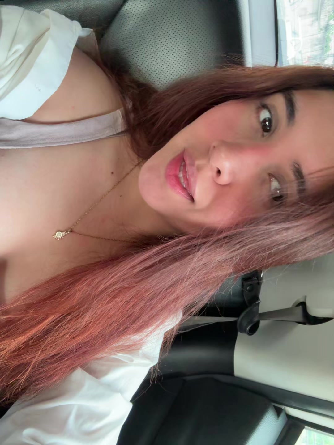 @DL🦋