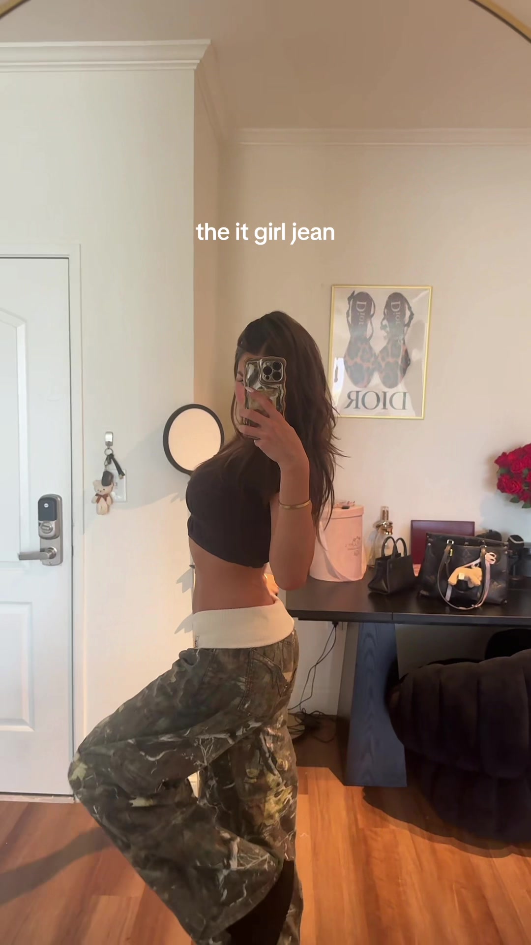@clairebogart