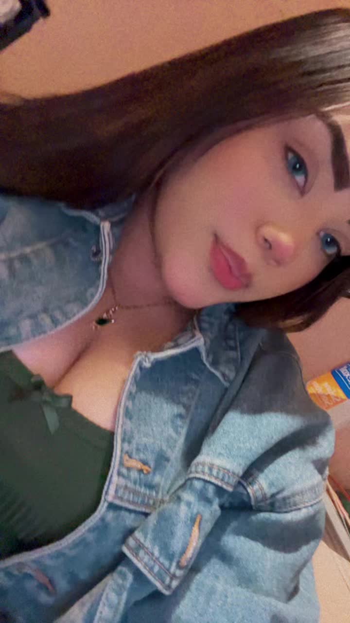 @nicoledavila5