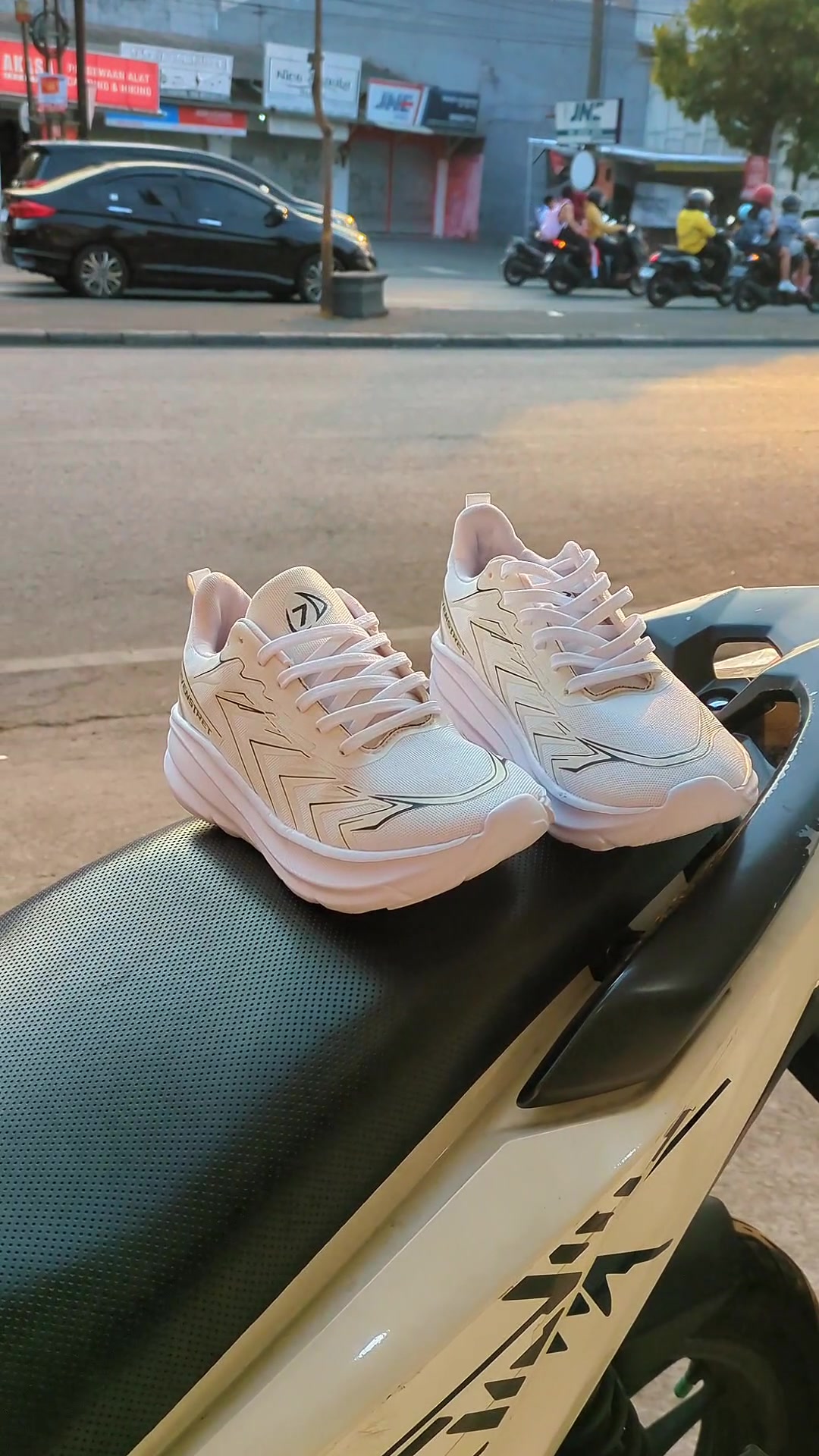 @Aekoshoes