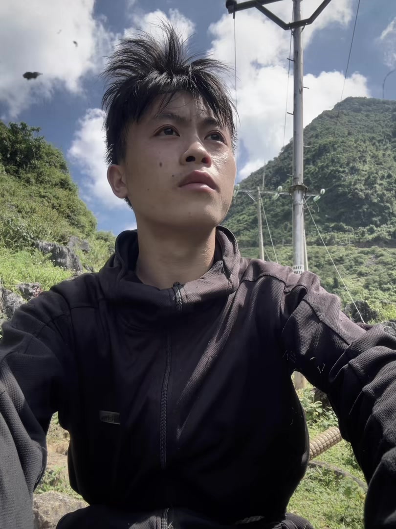 @L&Iacute;U  🇻🇳☣️