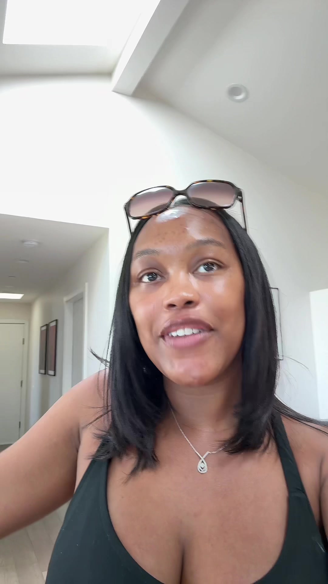 @Monica | Travel & Lifestyle
