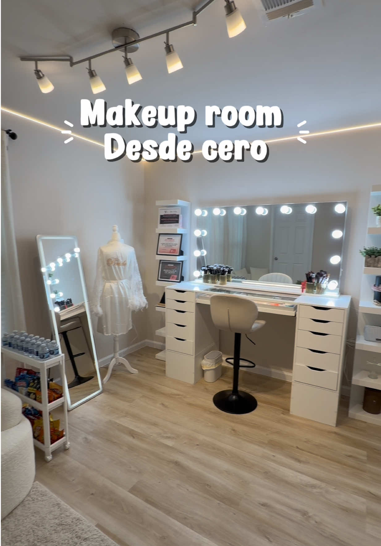 @Valentina en USA maquilladora