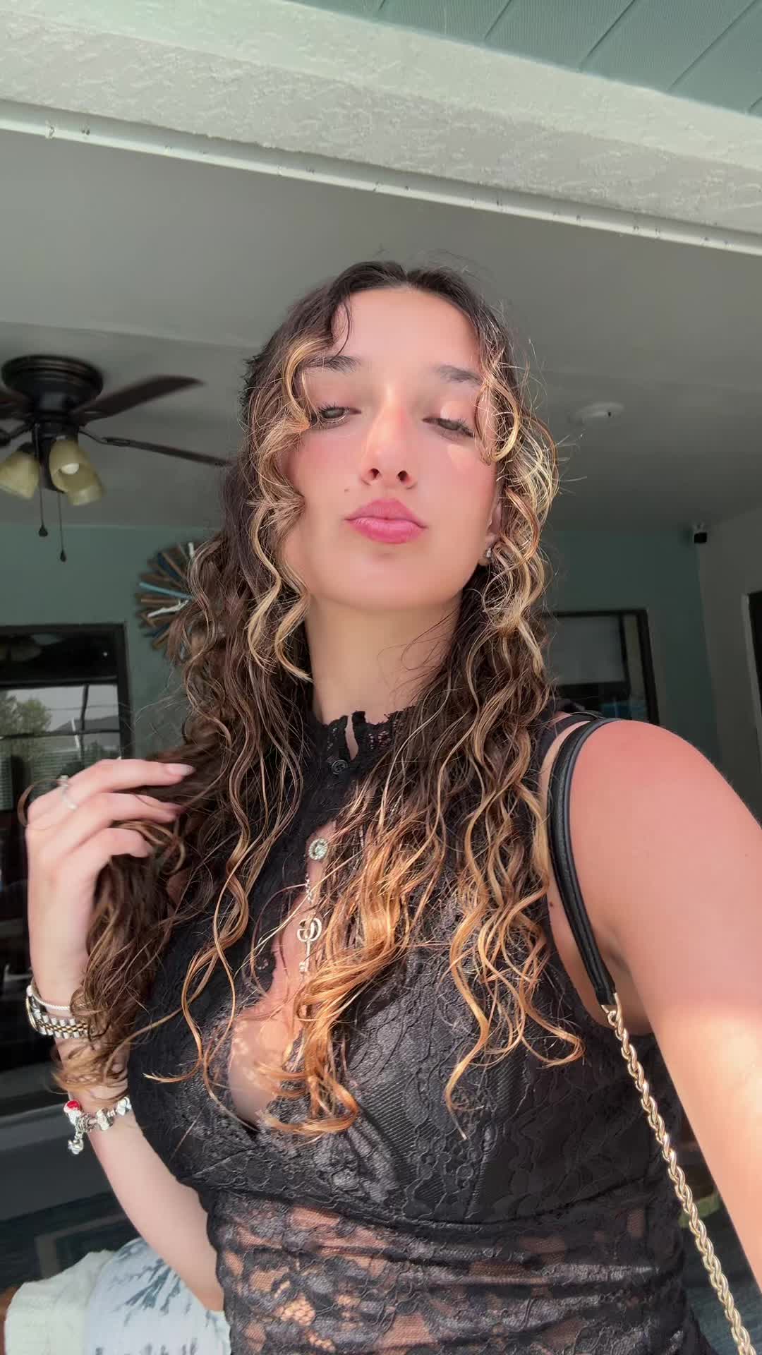 @aphroditi🇦🇱