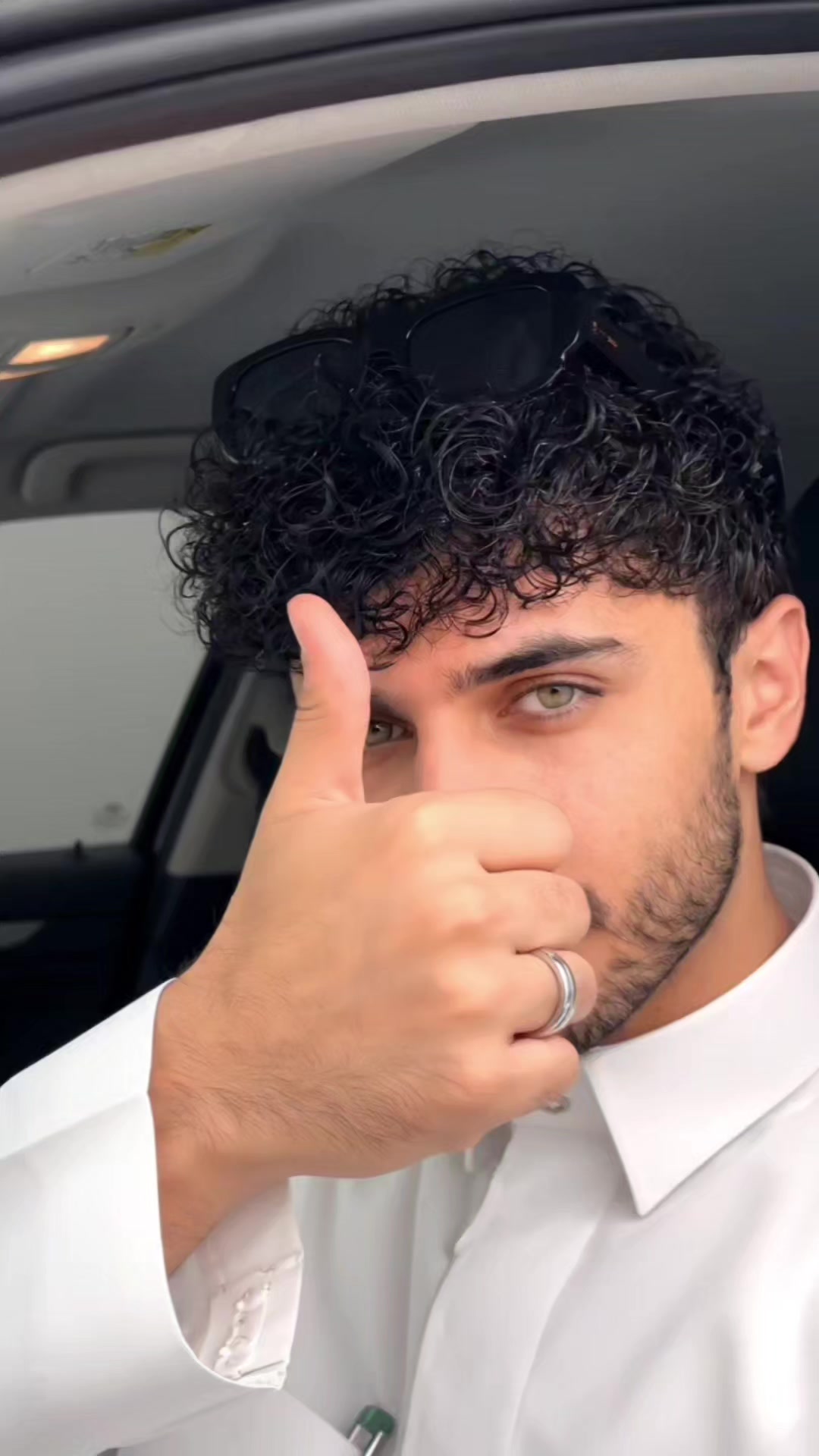 @ماجد/YE