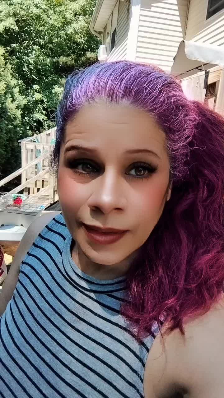 @Desiii