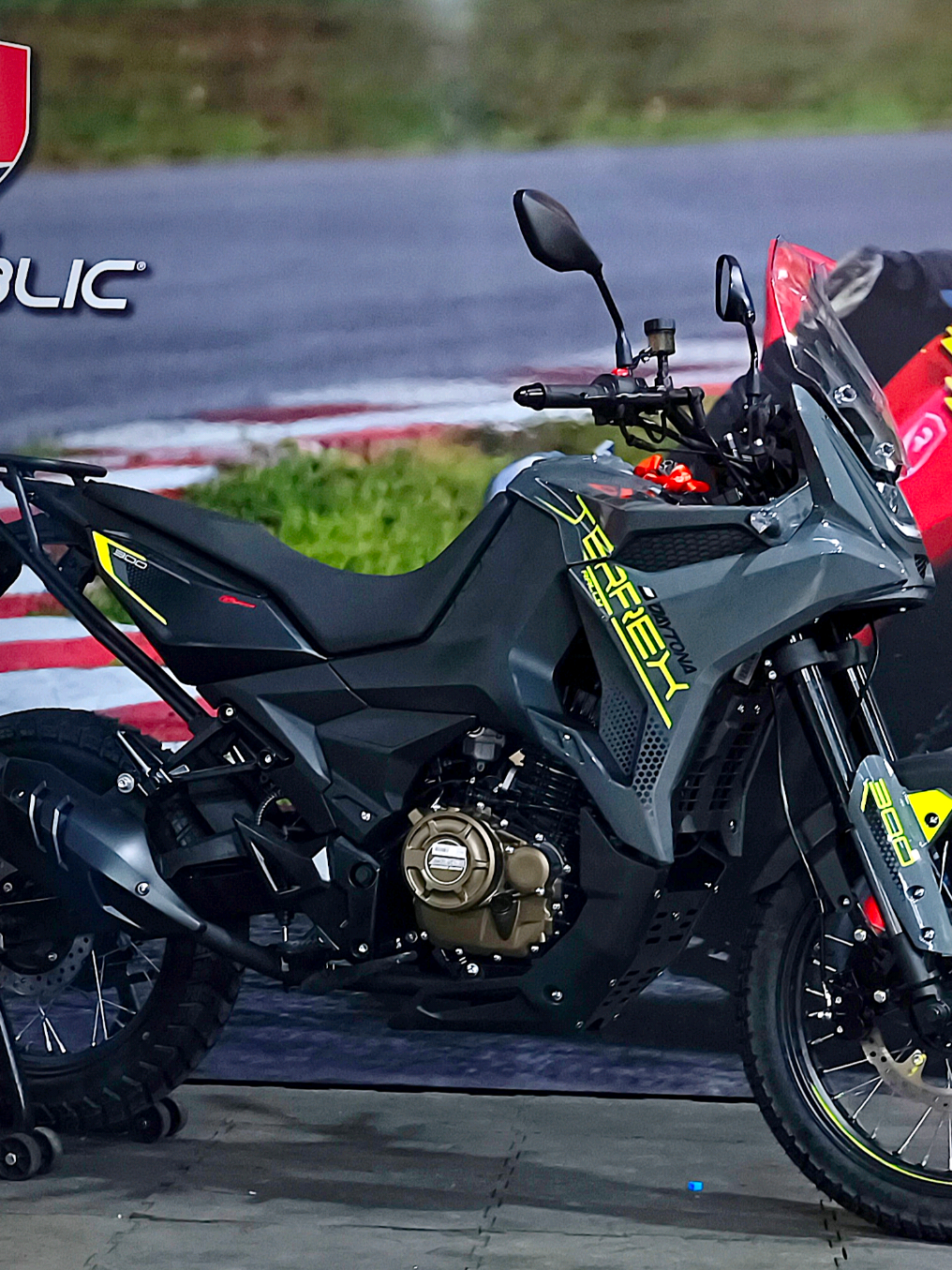 @MOTO REPUBLIC🇪🇨QUITO EL INCA