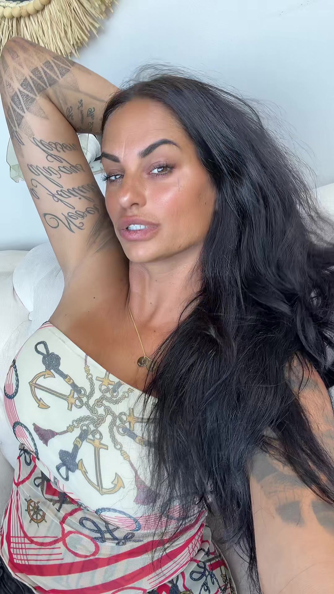 @jessie_croft 🖤
