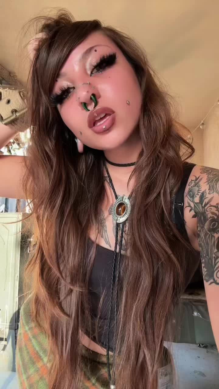@Clitasaurus Rex🦖💐