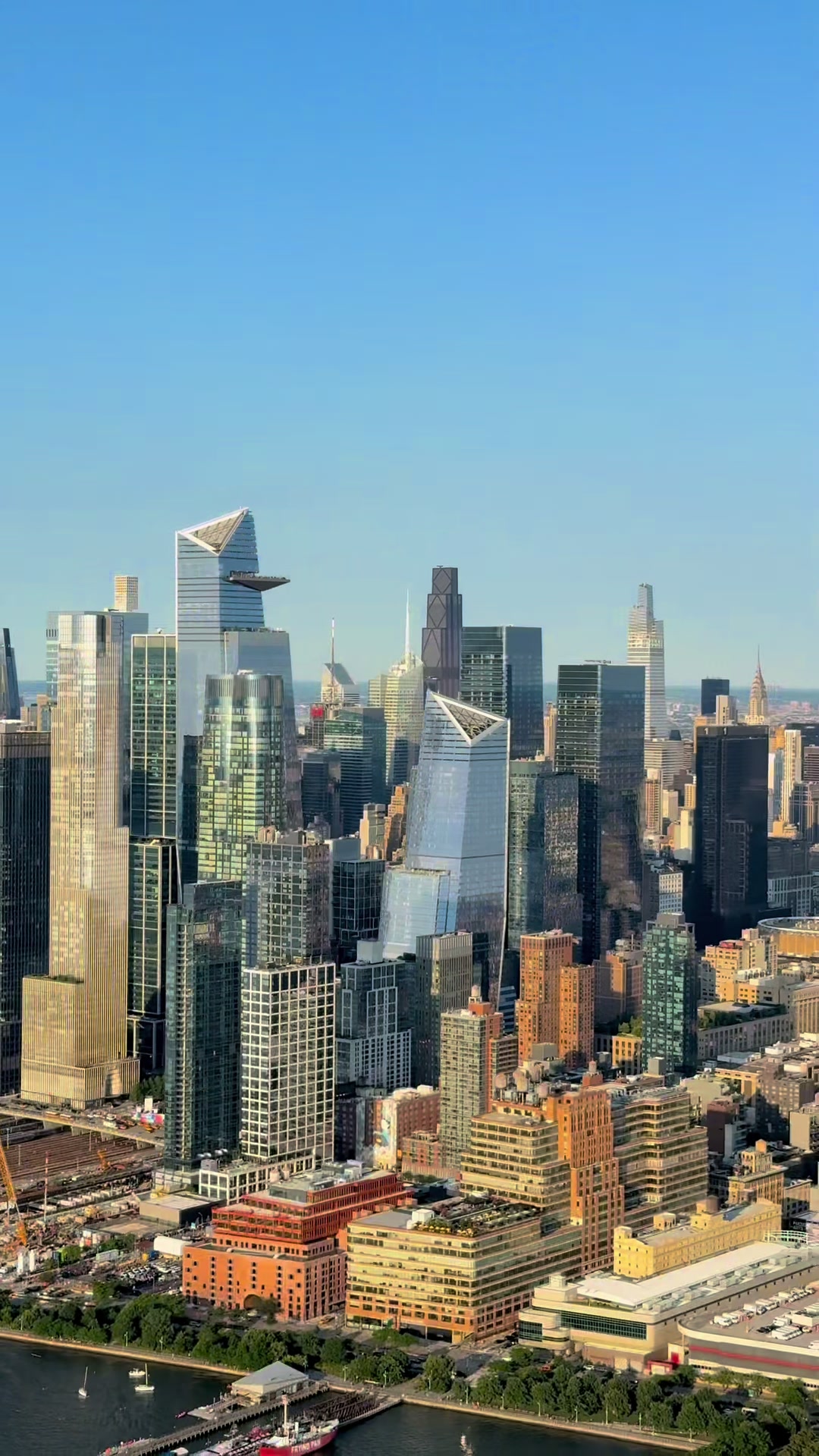 @FlyNYON