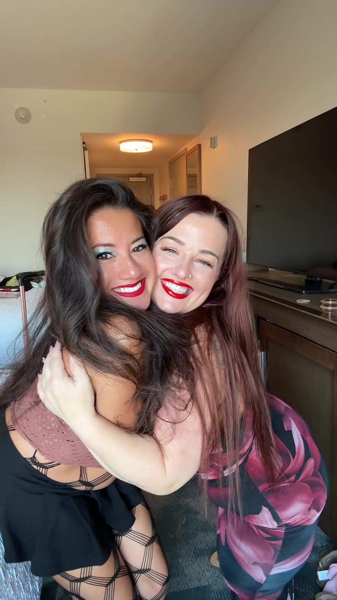 @lovelilahart