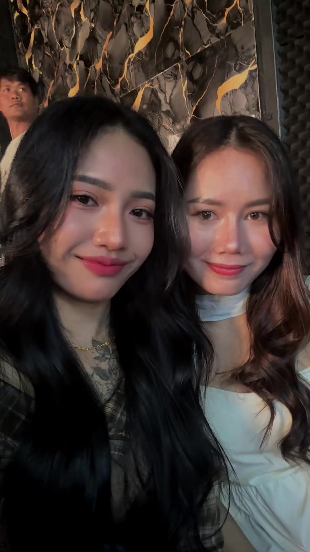 @🕊️Ah Nich🕊️ (ចែនំប៉ាវ)