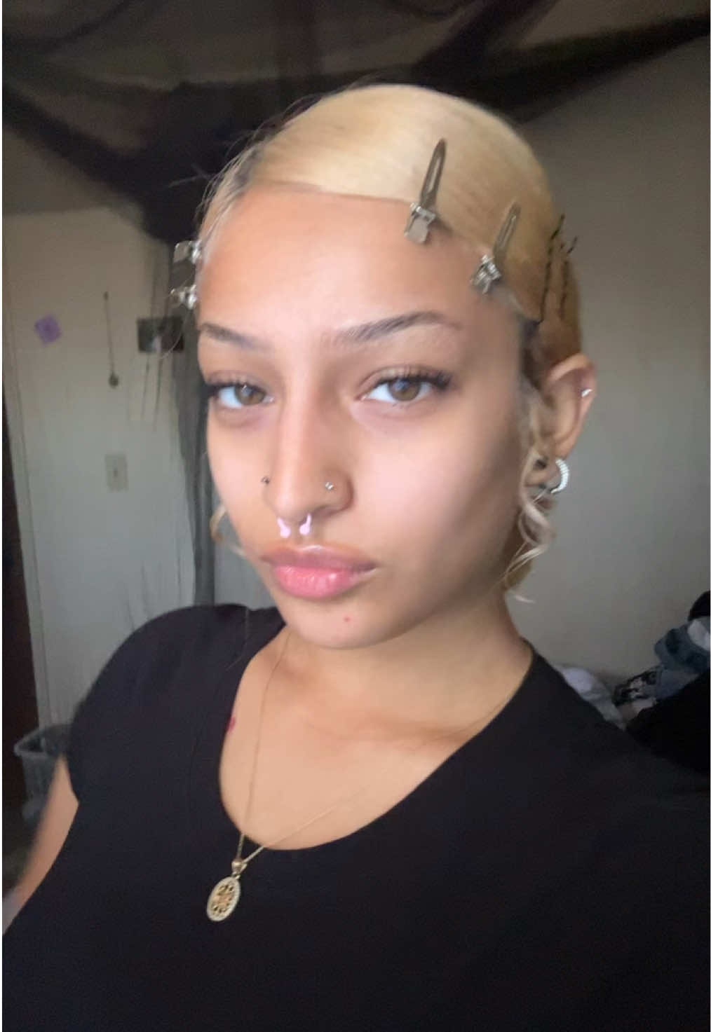 @𝓇𝑜𝓂𝒶𝓃𝒶 <3