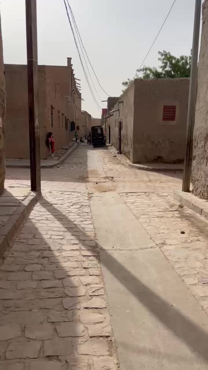 @Teammalian