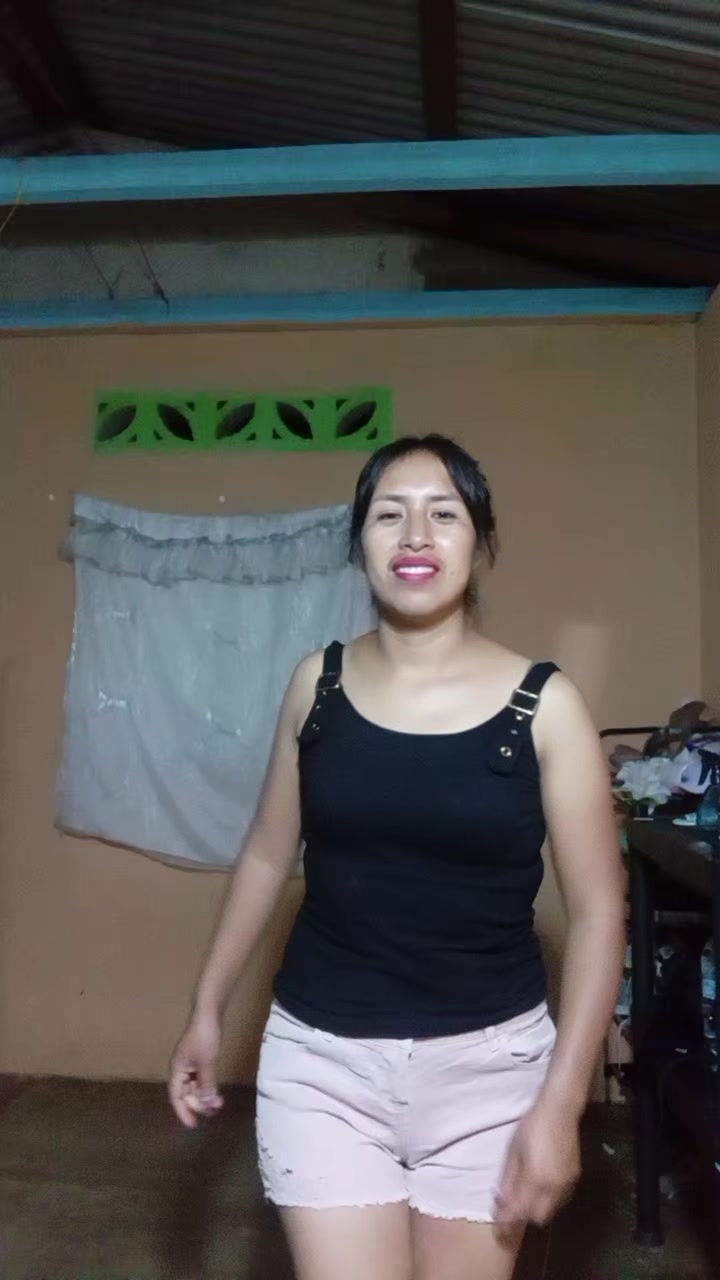 @Roxi Velasquez 🐇❣️🐁