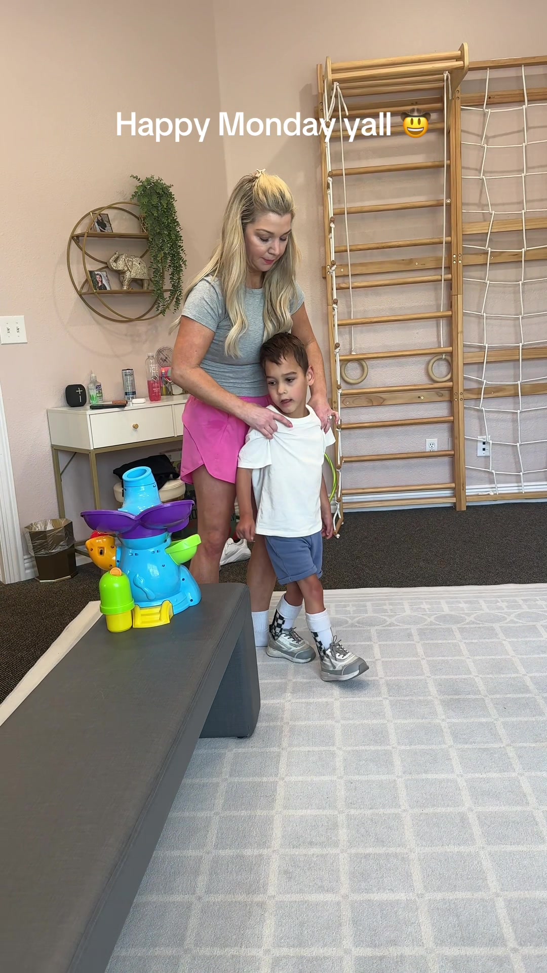 @Hayley | disability SAHM 🩵