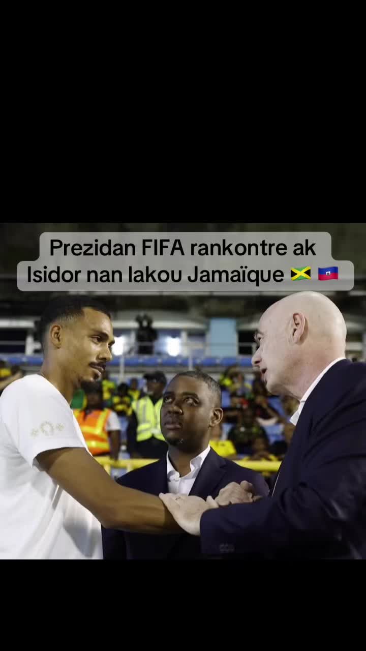 @Le football ⚽️🌍