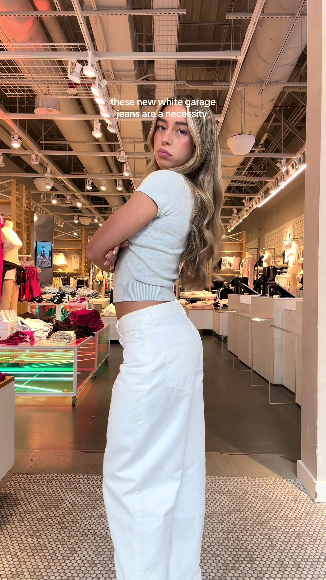 @ISABELLA