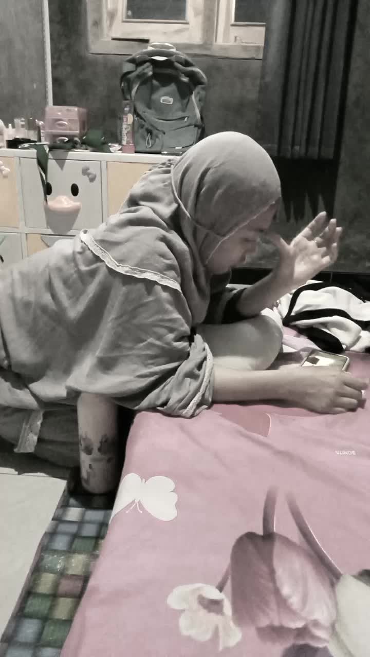@NungqiNur