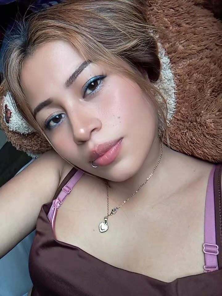 @ᥫ᭡ ⋆  𝓜𝓸𝓻𝓮𝓷𝓪  ⋆｡