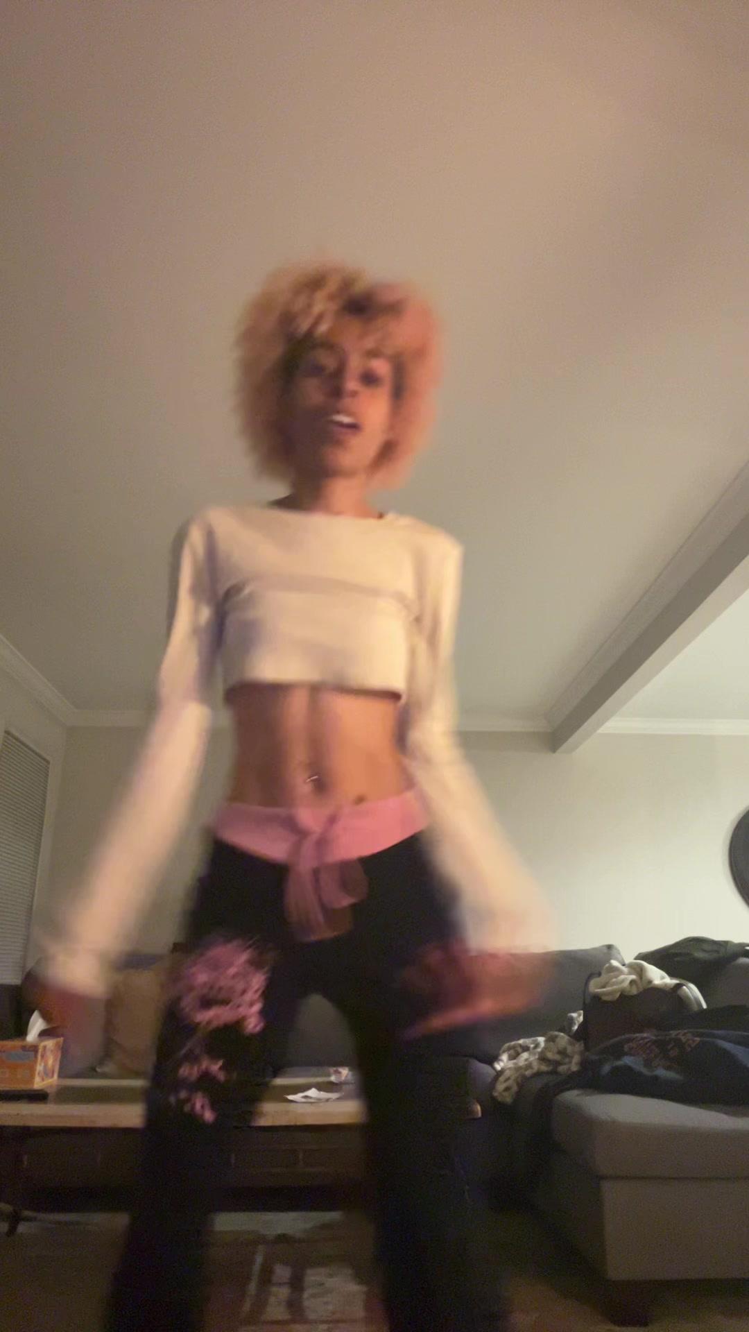 @nosmilingnini