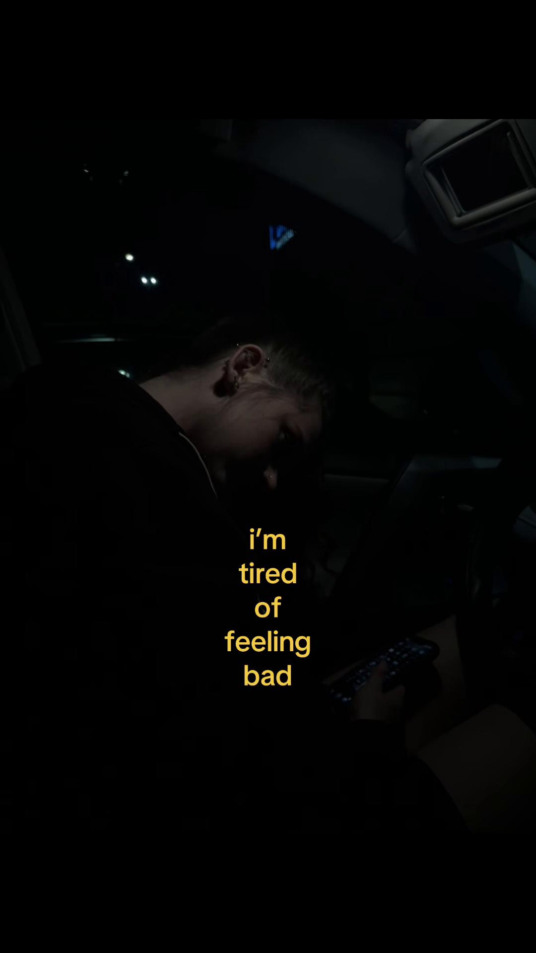 @👻.