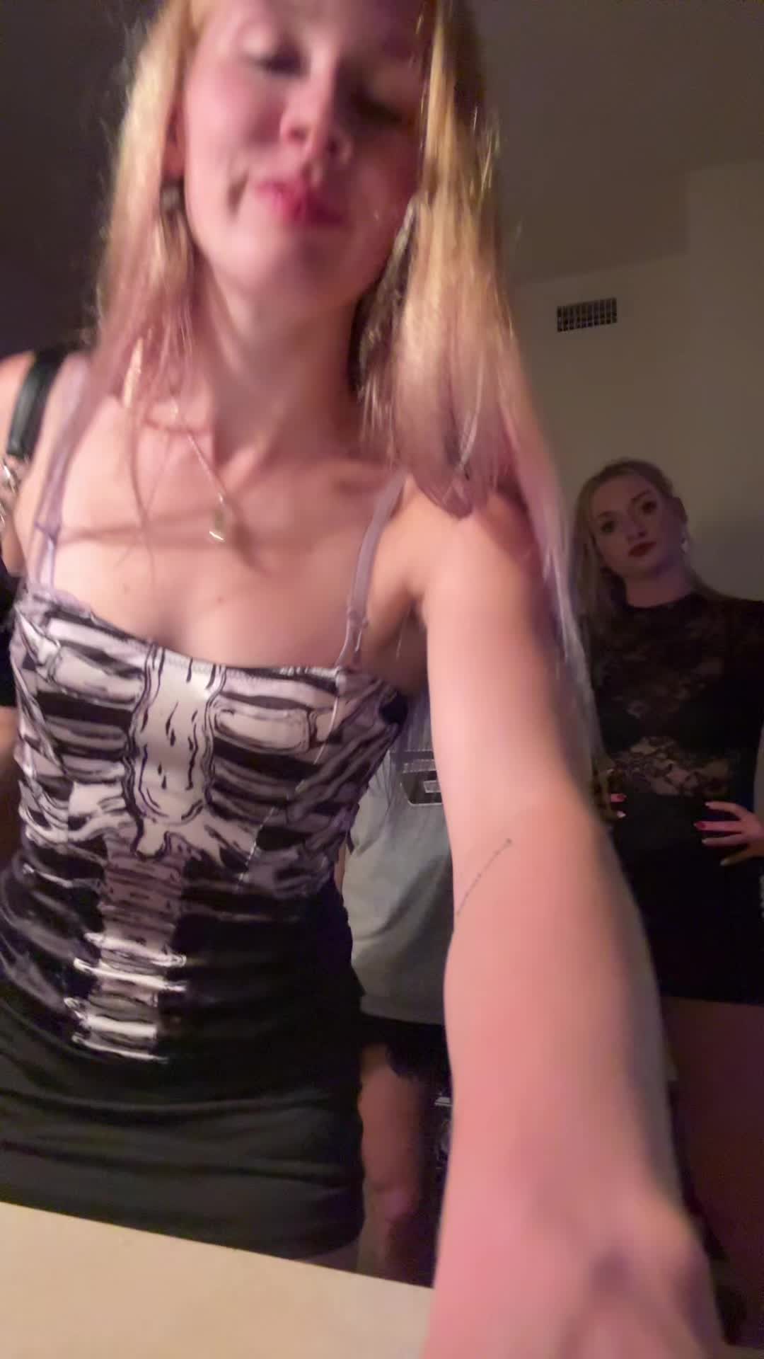 @Zozo